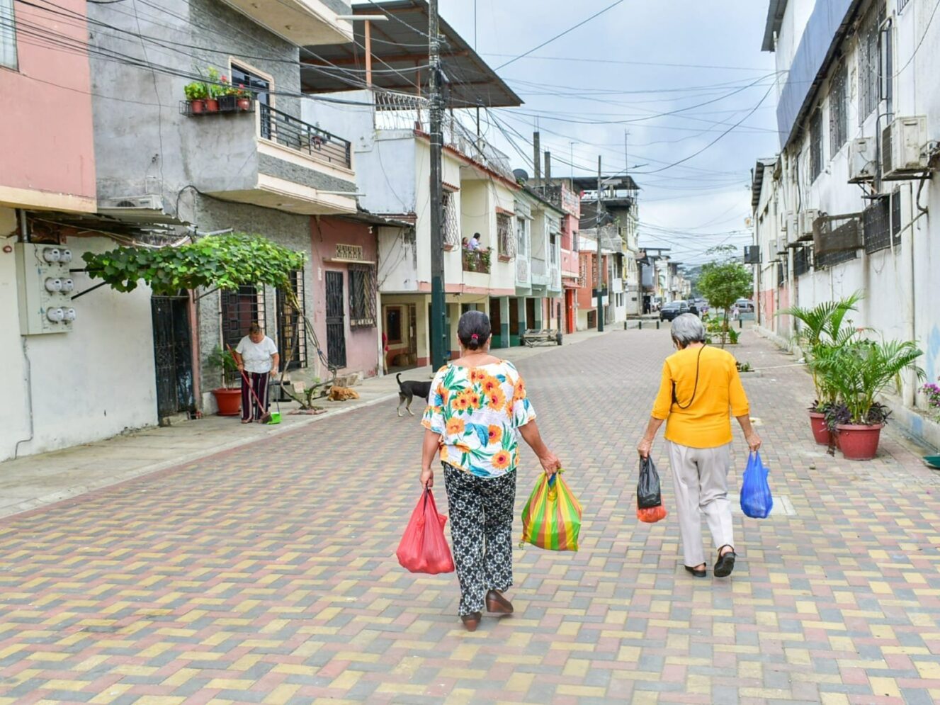 Alcald A De Babahoyo Realiza Regeneraci N Urbana De Algunos Callejones