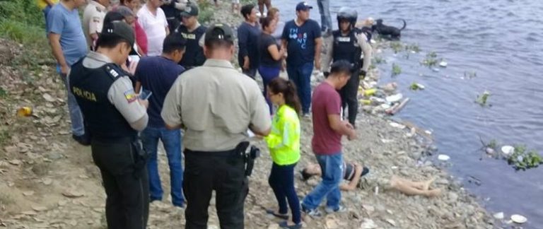 Hombre aparece muerto en río Quevedo