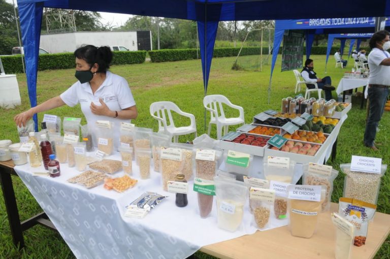 El Iniap celebró sus 61 años con una feria tecnológica para el sector agropecuario