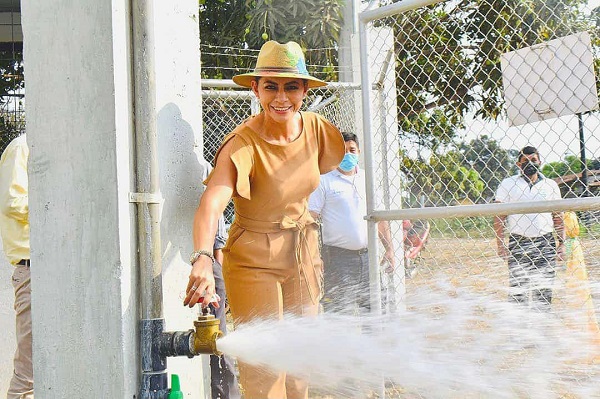 Nuevo sistema de agua beneficiará a mil personas