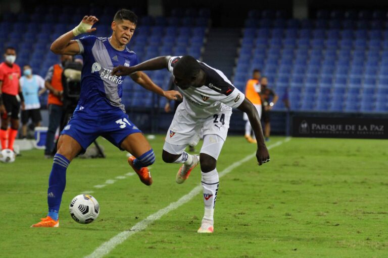 Liga de Quito recibe a Emelec con ganas de ser líder de la LigaPro