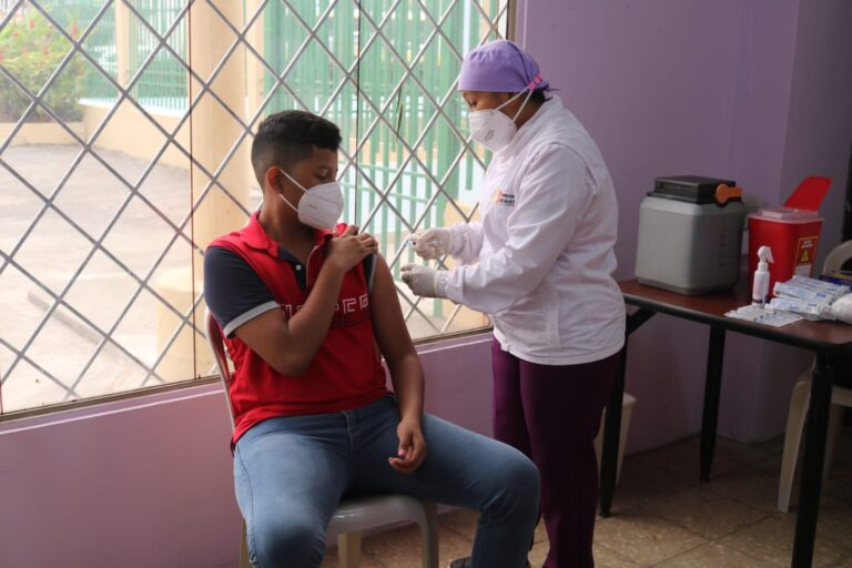 Hoy arranca vacunación a niños de 6 a 11 años