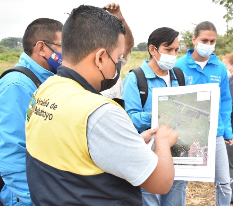 Revisan terreno donado para nuevo Hospital en Babahoyo