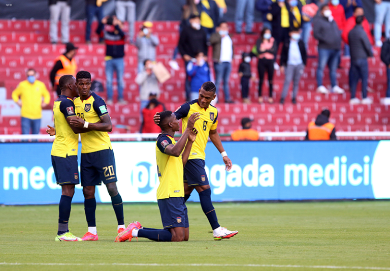 La Selección de Ecuador dejó listo el 11 estelar para enfrentar a Chile rumbo a Catar 