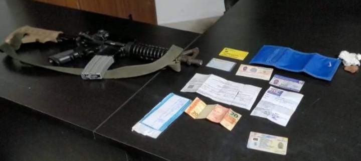 Detienen un sujeto con un fusil en Esmeraldas