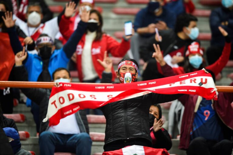 Perú aprueba aforo del 70 % para juego de eliminatorias ante Ecuador