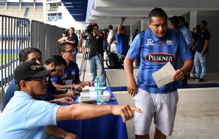 Suspensión de elecciones en Emelec se origina en “dos actos irregulares”