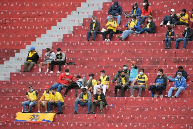 Quito en alerta roja por COVID-19, a ocho días del partido Ecuador-Brasil 