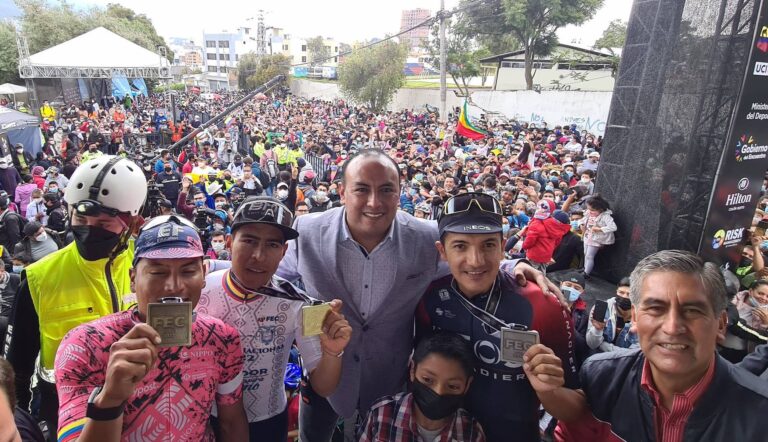 Richard Huera’, sorpresa del ciclismo de Ecuador sobre prueba de ruta de campeonato nacional