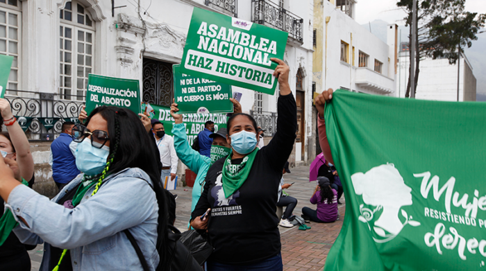 El aborto va de lo legal a lo prohibido en América Latina