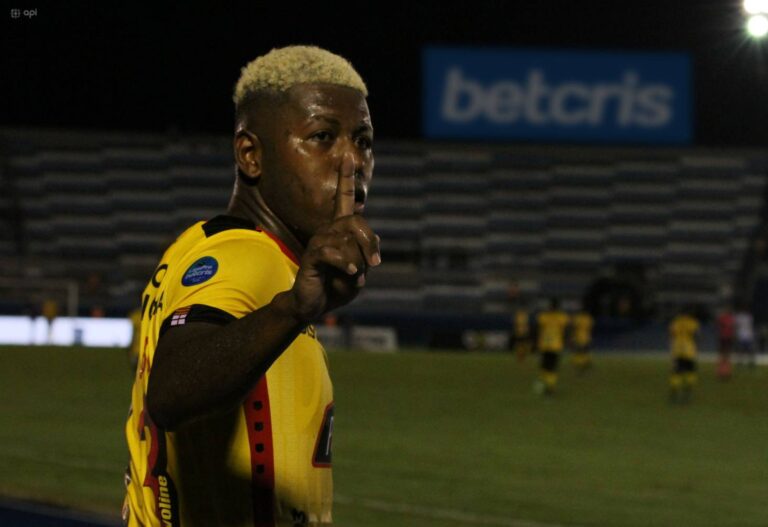 La era de Célico en Barcelona SC inicia con un contundente triunfo