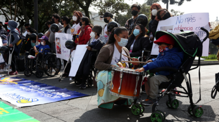 Conseguir medicinas es otro sufrimiento para pacientes con cáncer