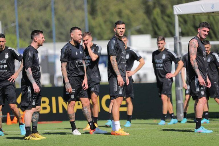 Messi y la Selección de Argentina viajaron con rumbo a Guayaquil