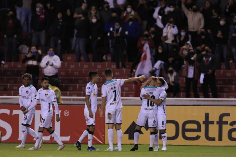 Liga busca cambiar su imagen en Copa Sudamericana