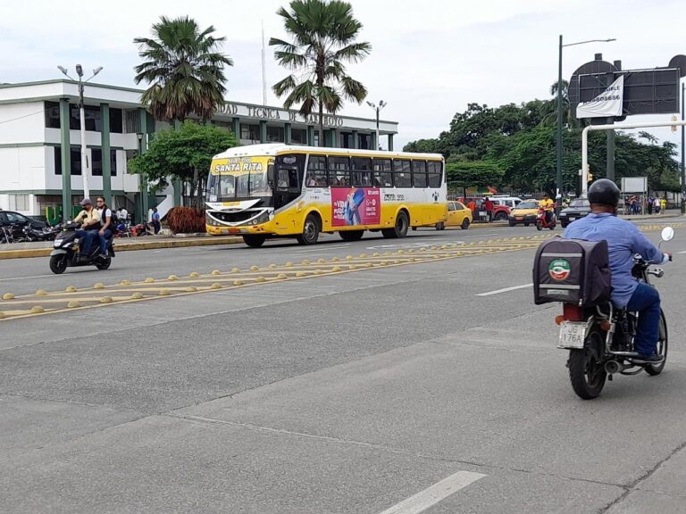 Transportación urbana en Babahoyo analiza extender horarios nocturnos 