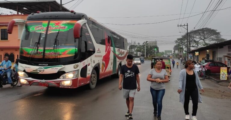 Los transportistas no se suman al paro nacional, las terminales terrestres están operativas