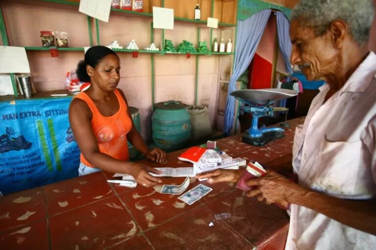 Cuba anuncia la apertura de su comercio a la inversión extranjera por primera vez en 60 años