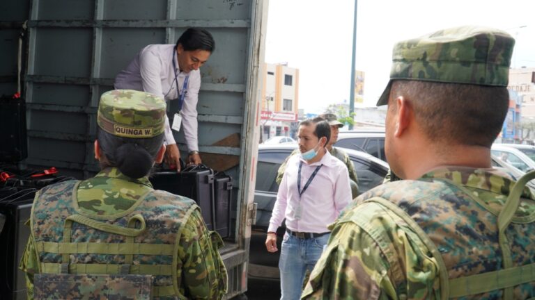 CNE Los Ríos recibió kits técnicos para las elecciones 2023