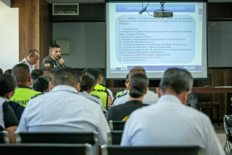 Policía Nacional brindó una charla dirigida a los Agentes de Tránsito Municipal