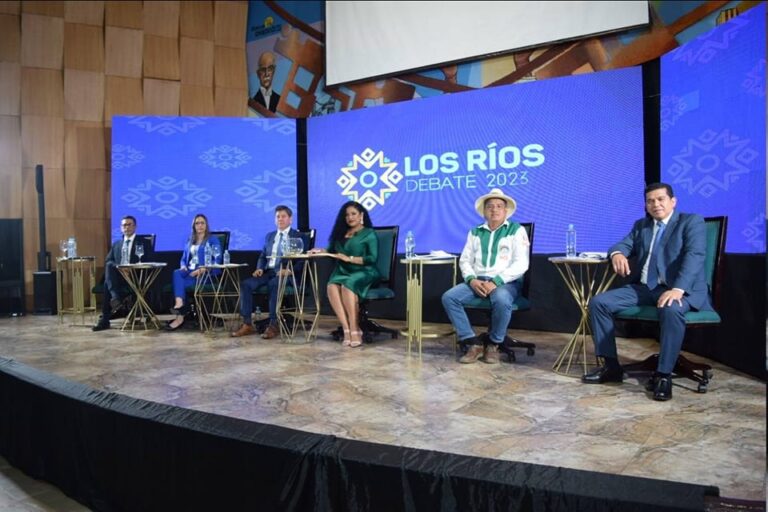 El ‘cara a cara’ de candidatos a la Prefectura de Los Ríos se realizó sin mayores contratiempos