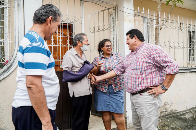 Alcaldía trabaja en la reconformación de cunetas