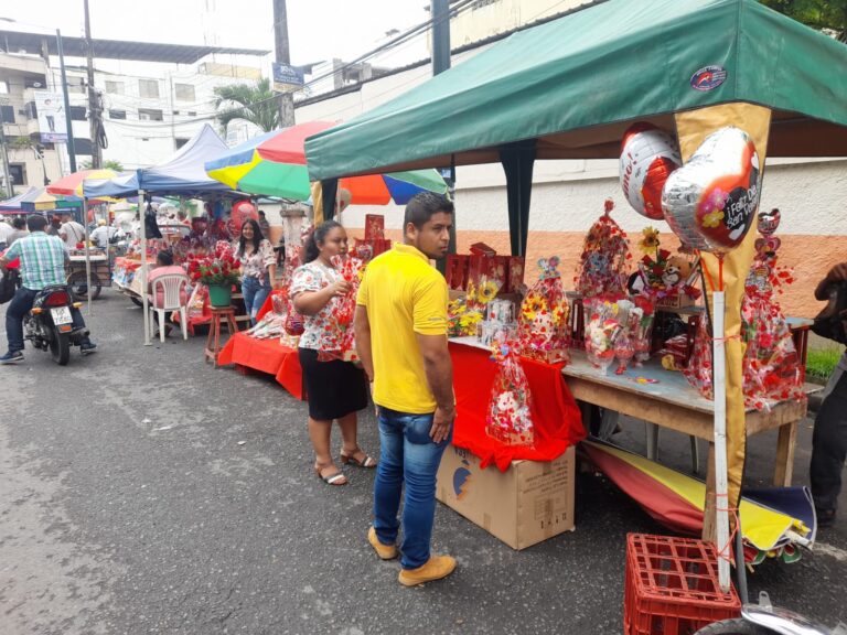 Día de San Valentín activó el comercio en Babahoyo 