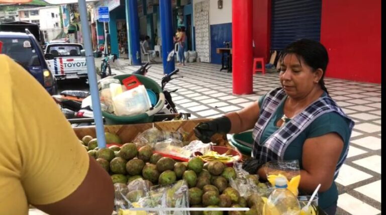 Día de la madre: Su sueño es ver a sus seis hijos ser profesionales