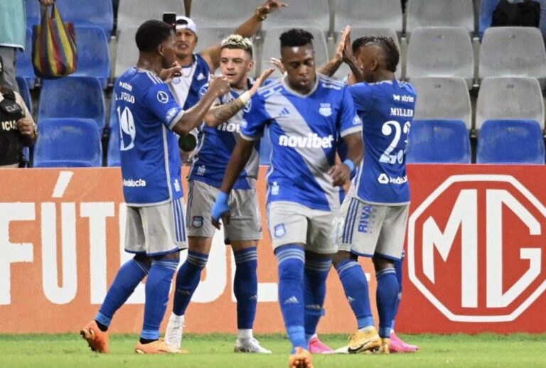 Emelec clasifica a octavos de final en la Copa Sudamericana