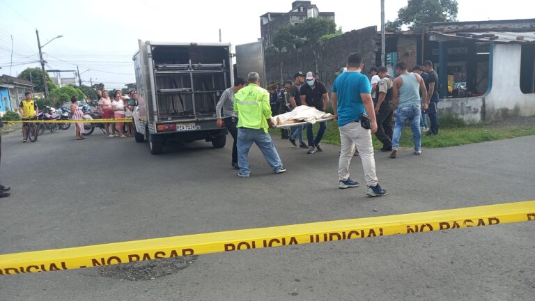 Dos hombres fueron baleados en Los Chapulos, en el cantón Quevedo