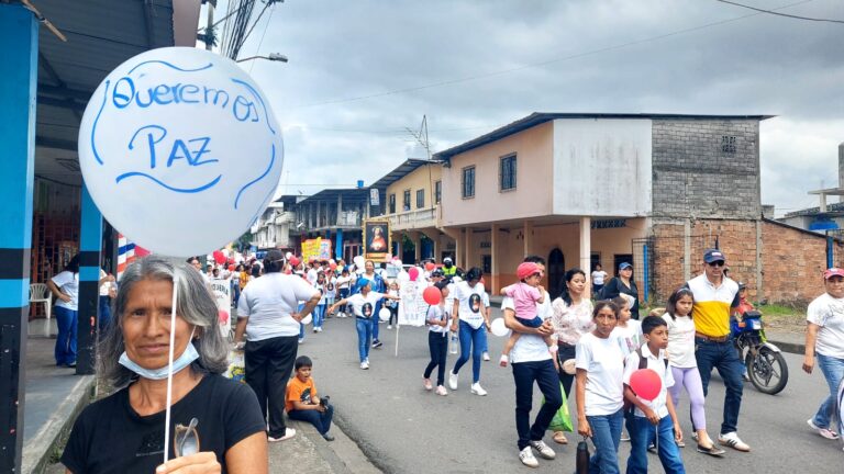 Pregón por San Cristóbal, con pedido de paz en Quevedo