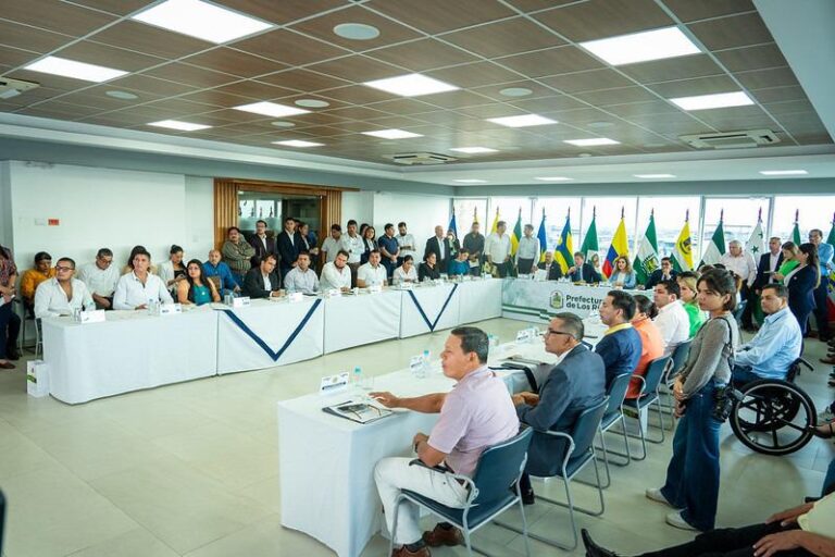 Consejeros de Los Ríos sesionan en Vinces para aprobar nuevos proyectos de vialidad