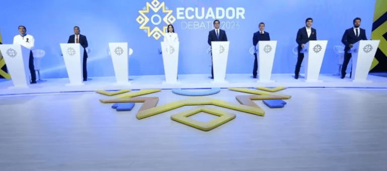 Debate Ecuador 2023 dejó pocas propuestas de los candidatos y muchos enfrentamientos