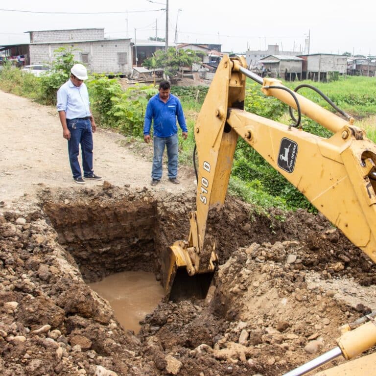 Emsaba atendió deficiencia de agua en sector de Babahoyo