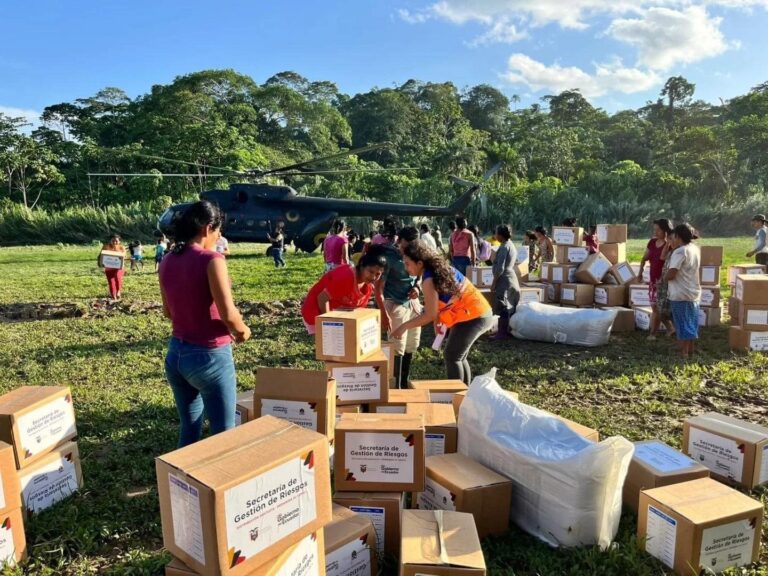 Helicóptero del ejército ecuatoriano se accidenta durante misión humanitaria