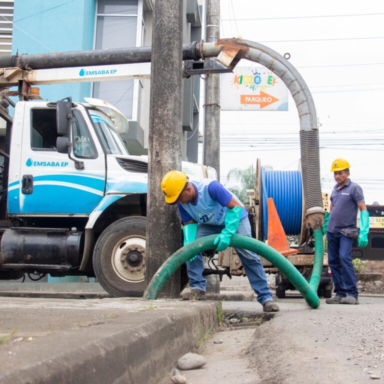 Municipio de Babahoyo, a través de Emsaba EP, ejecuta plan preventivo para mitigar impacto del invierno