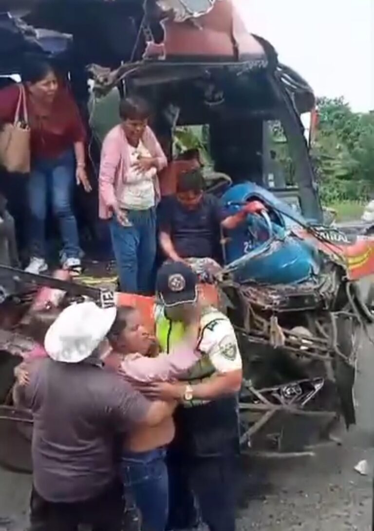 17 personas heridas en grave accidente en la vía E-25 en el tramo Ventanas-Quevedo