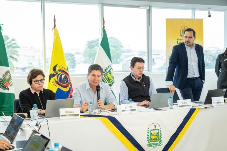 Prefectura Los Ríos gestiona préstamo con la CAF para obras en beneficio de agricultores