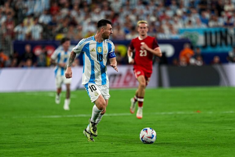 Argentina  gana facilmente a Canadá y está en la final de la Copa América