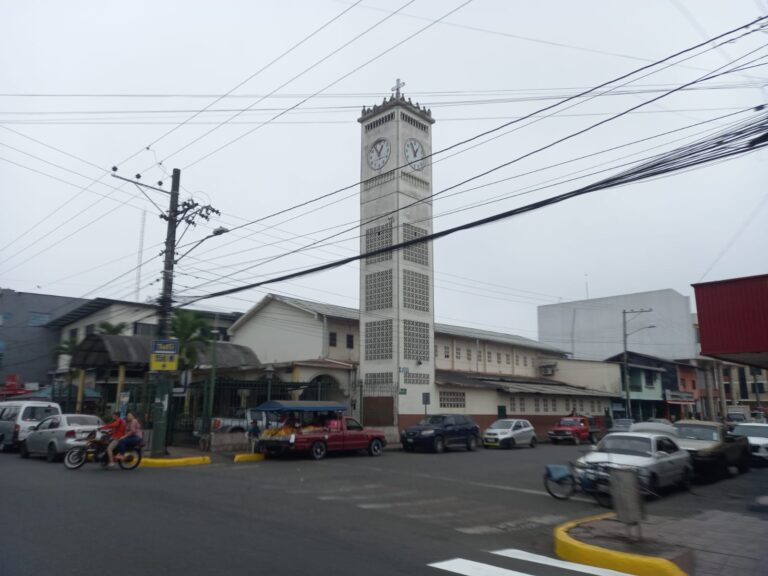 Municipio de Quevedo presenta agenda festiva por San Cristóbal en San Camilo