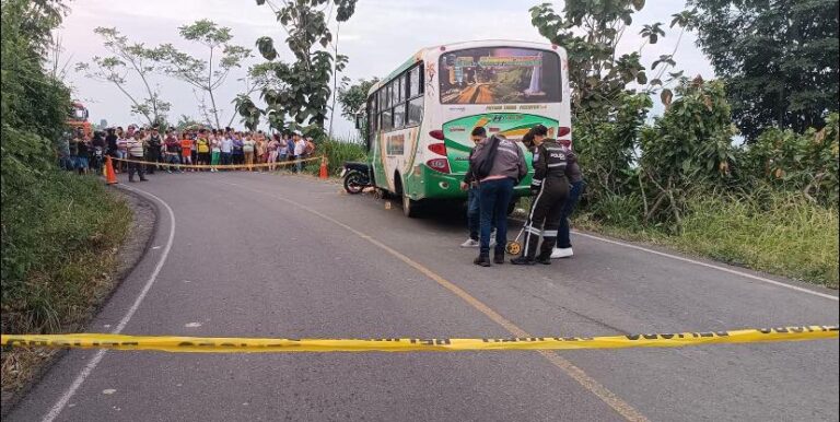 Cuatro miembros de una familia pierden la vida en accidente de tránsito en Buena Fe