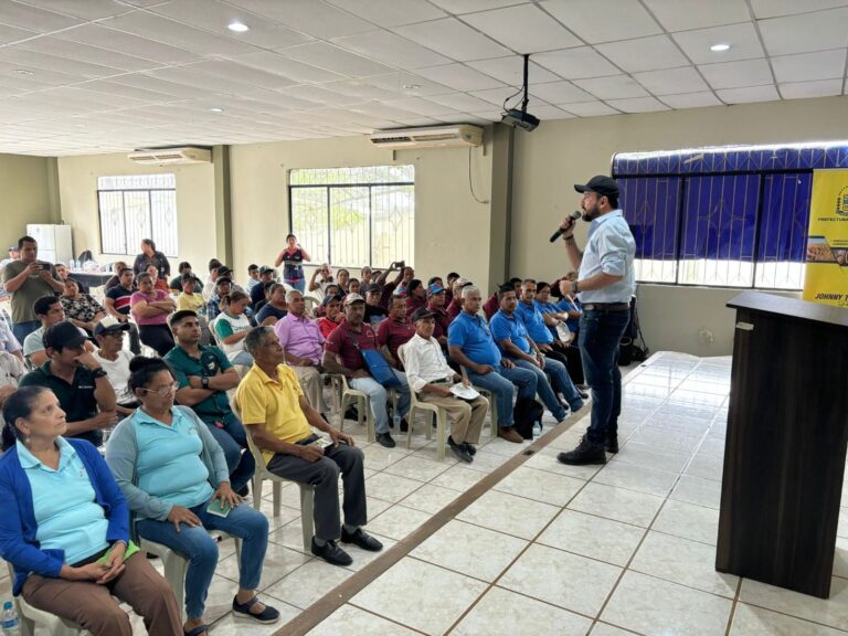 Prefectura, Agrocalidad y productores dialogan sobre Moko bacteriano