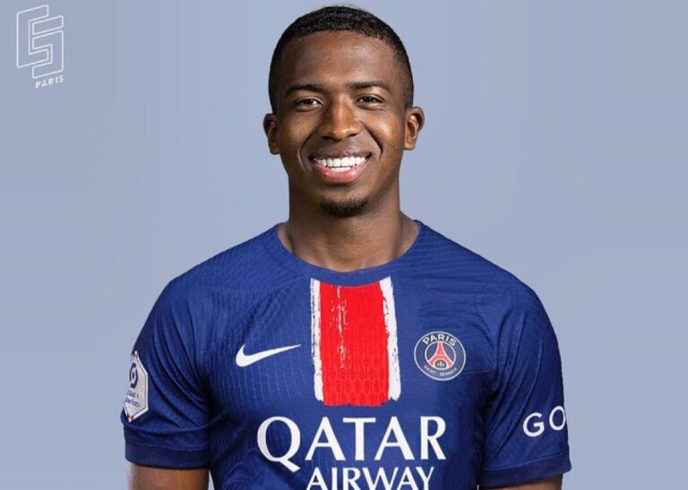 William Pacho será el nuevo refuerzo del PSG.