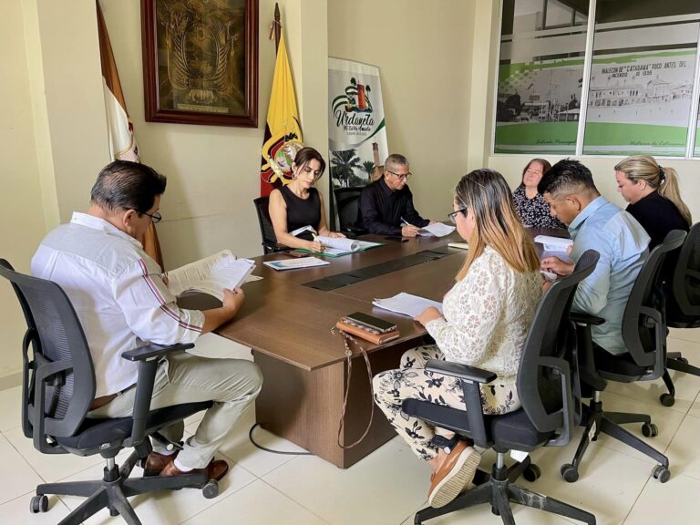 La aprobación en primera instancia del Proyecto de Ordenanza que convierte a la parroquia Ricaurte de rural a urbana generar controversia