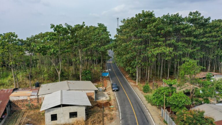 ¡Camino al progreso!  Prefectura de Los Ríos inaugurará nueva carretera  en Ventanas